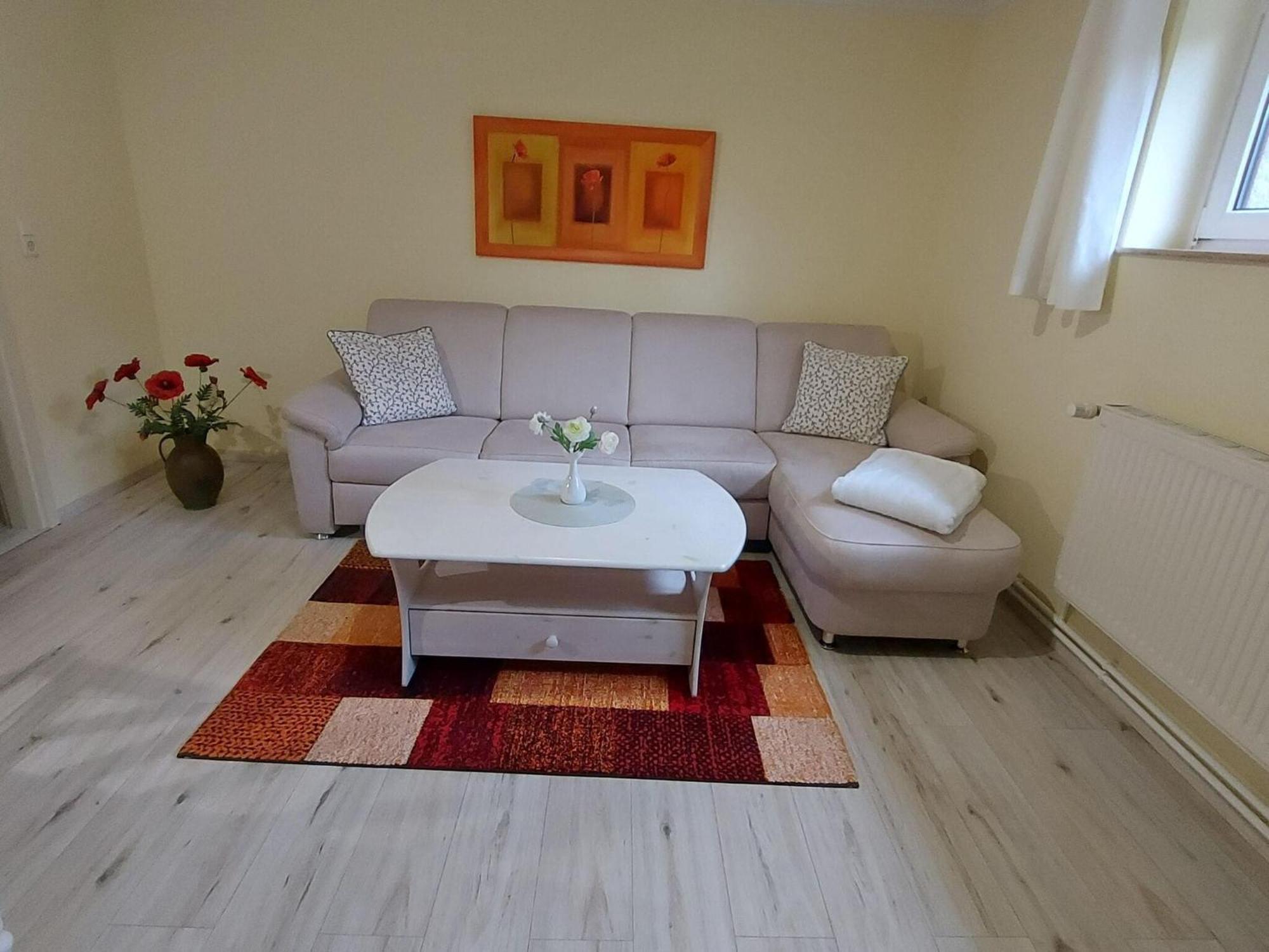 Quaint In Located By The Seaside Apartment