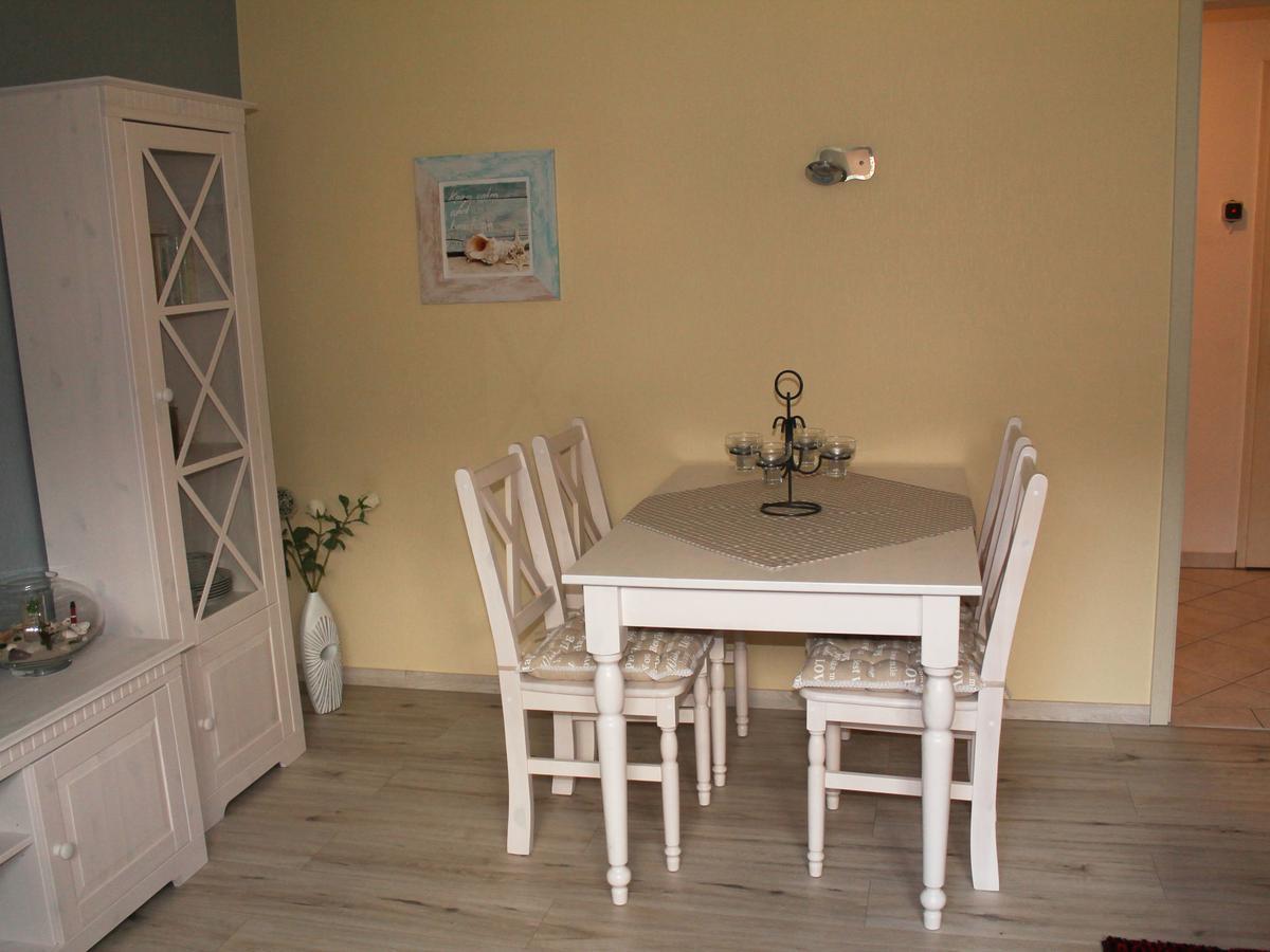 Quaint In Located By The Seaside